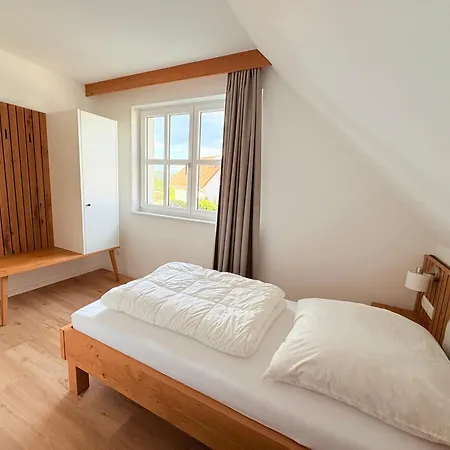 Haus Uhlenhorst We 1 - Eine Besondere Lage Am Schloss Ranzow Lohme